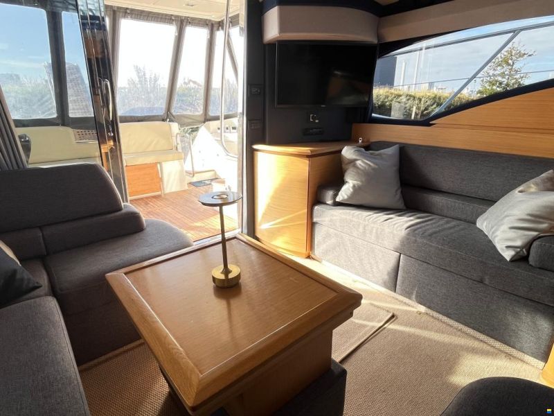 Azimut 43 Fly