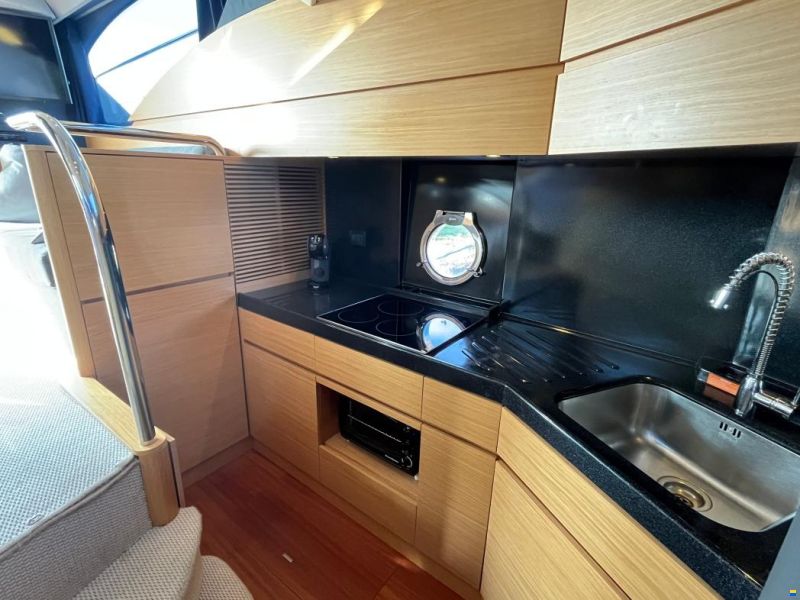 Azimut 43 Fly