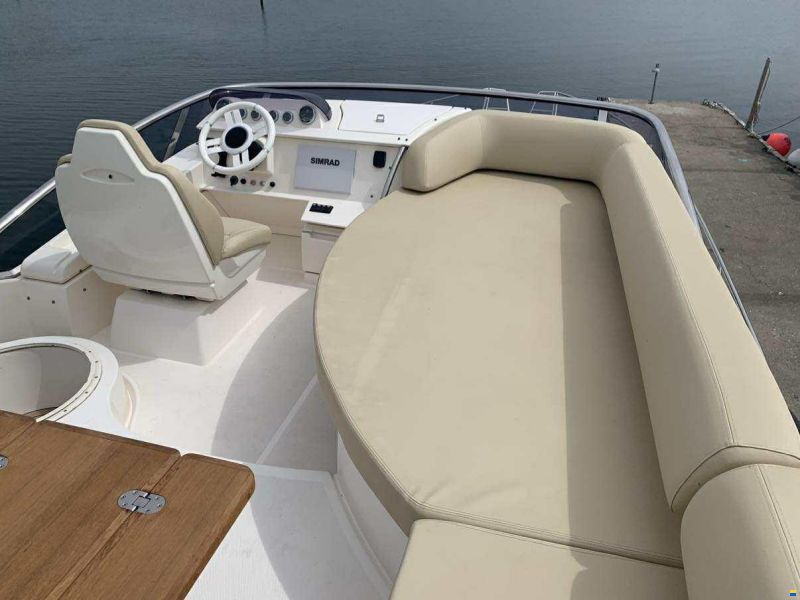 Azimut 43 Fly