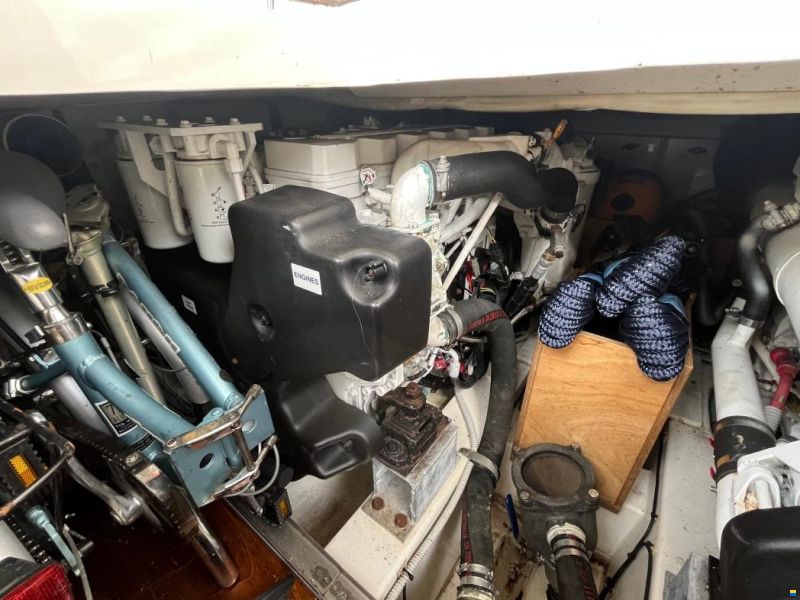 Azimut 43 Fly