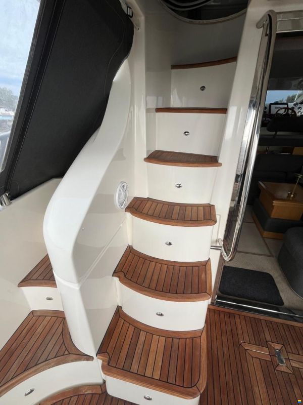 Azimut 43 Fly