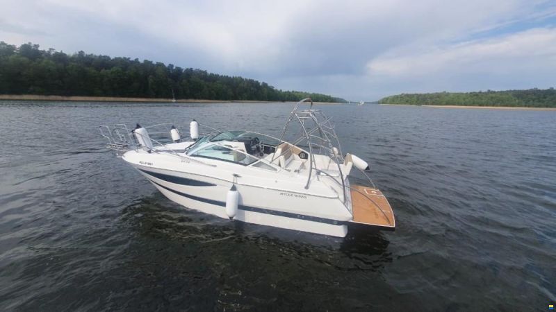 Four Winns V275