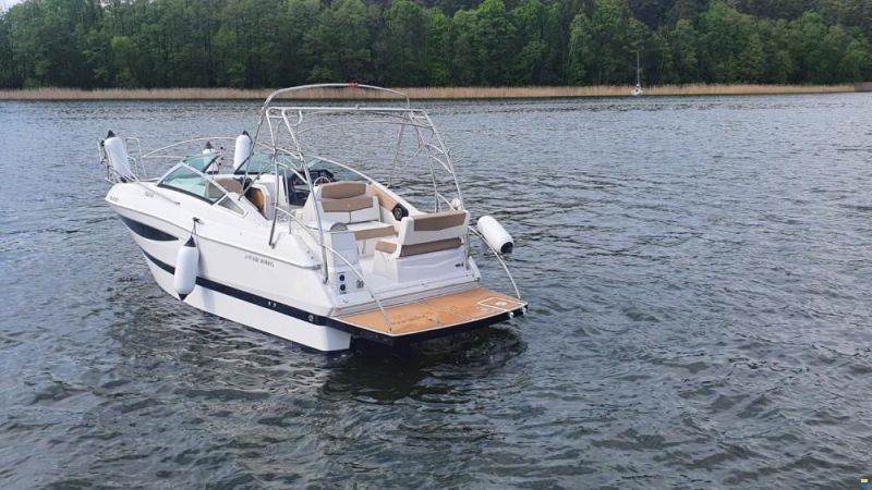 Four Winns V275