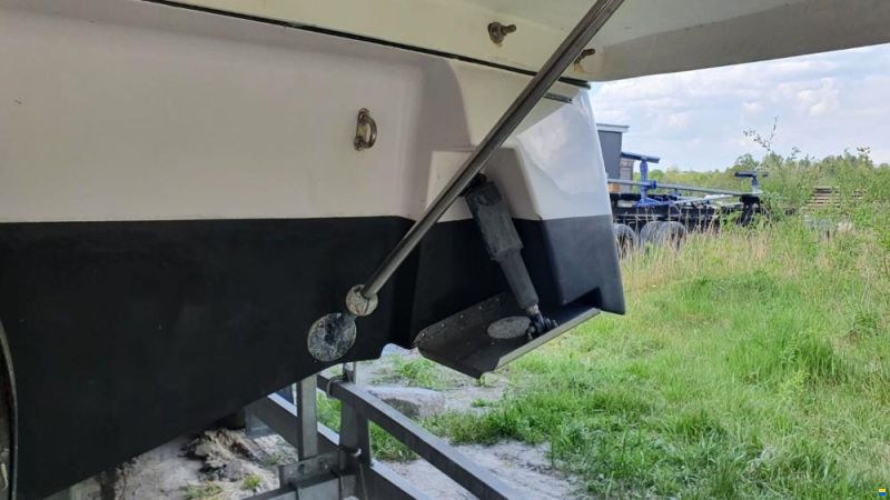 Four Winns V275