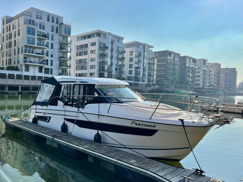 Jeanneau Merry Fisher 895