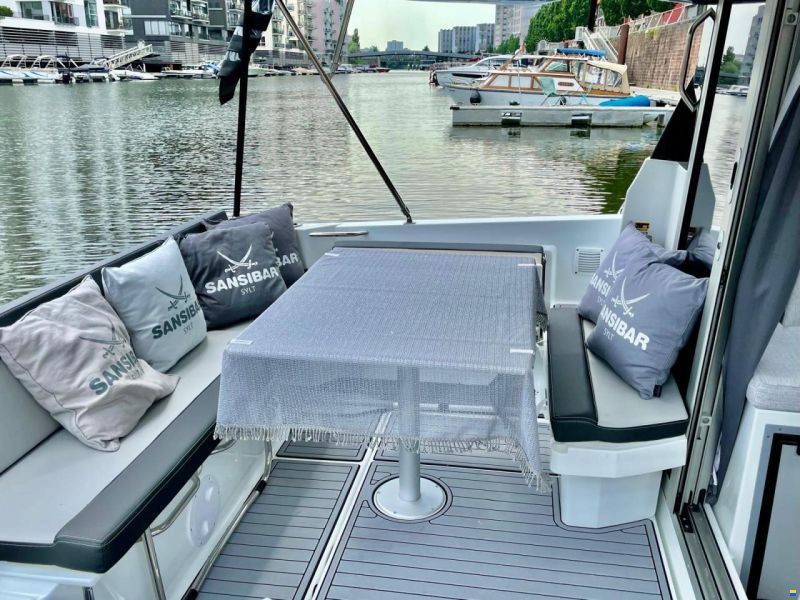 Jeanneau Merry Fisher 895