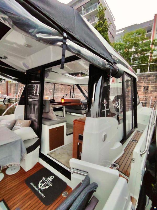 Jeanneau Merry Fisher 895