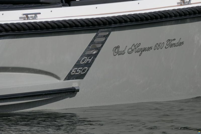 Oud Huijzer 650 Tender