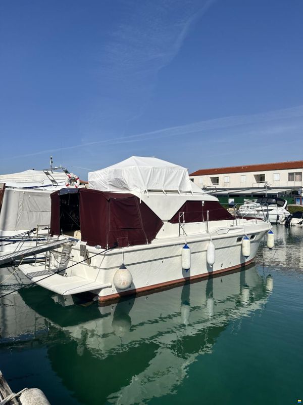 Fairline Corniche 31 Flybridge