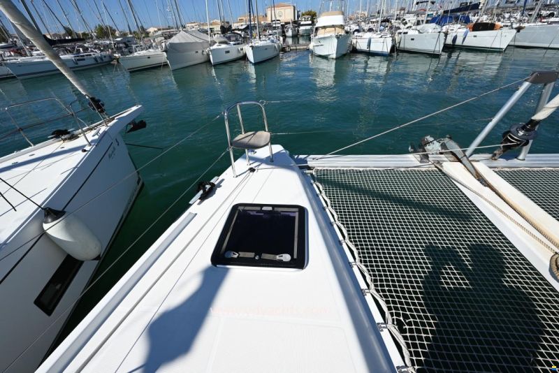 Lagoon 42