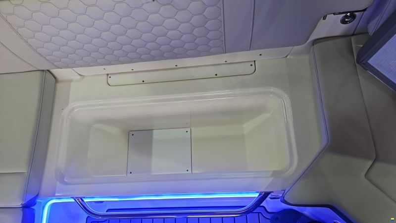 Sea Ray Sun Sport 230