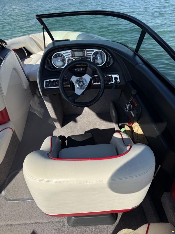 Malibu Bateau de wake board