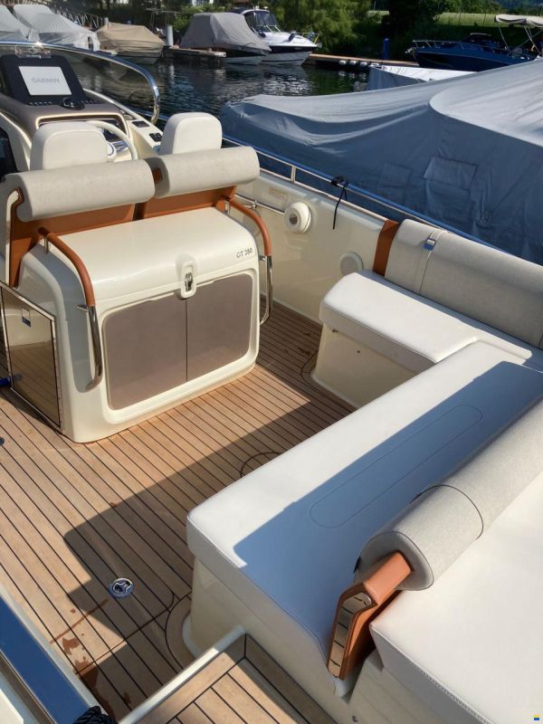 Invictus 280 GT