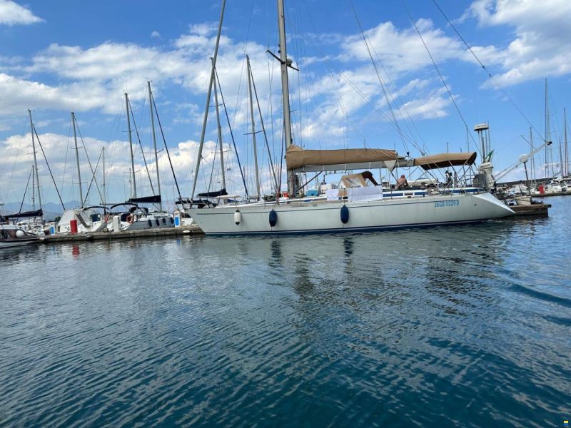 Grand Soleil 52