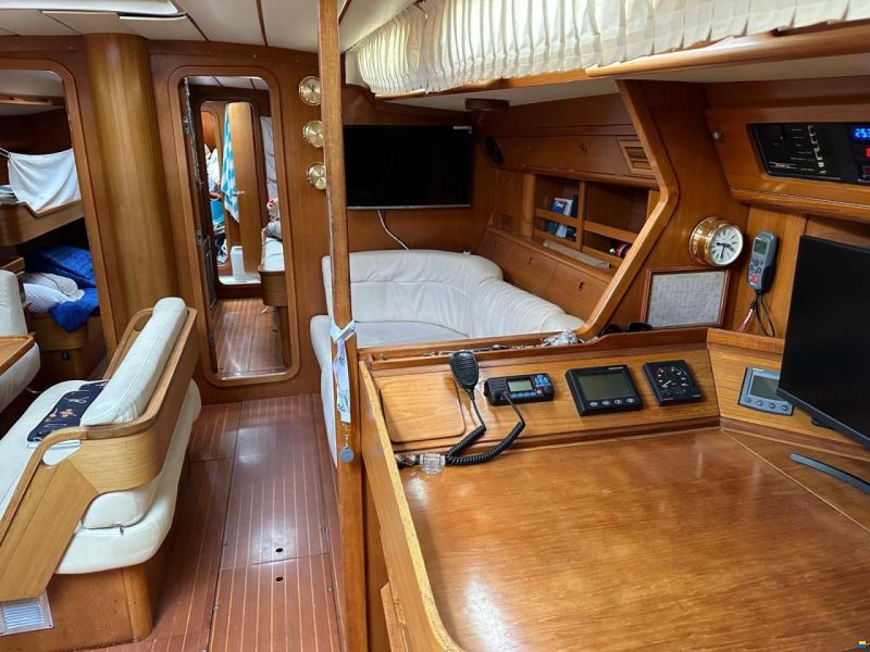 Grand Soleil 52