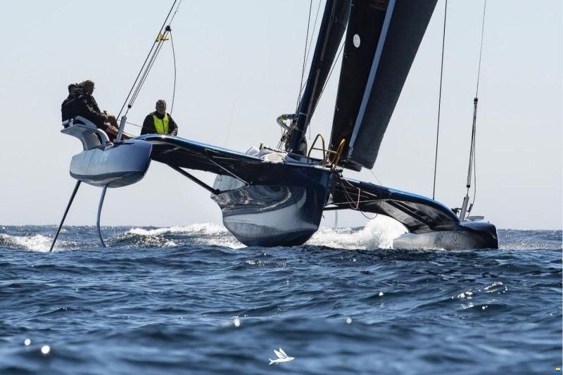 Foiler TF10 Trimaran