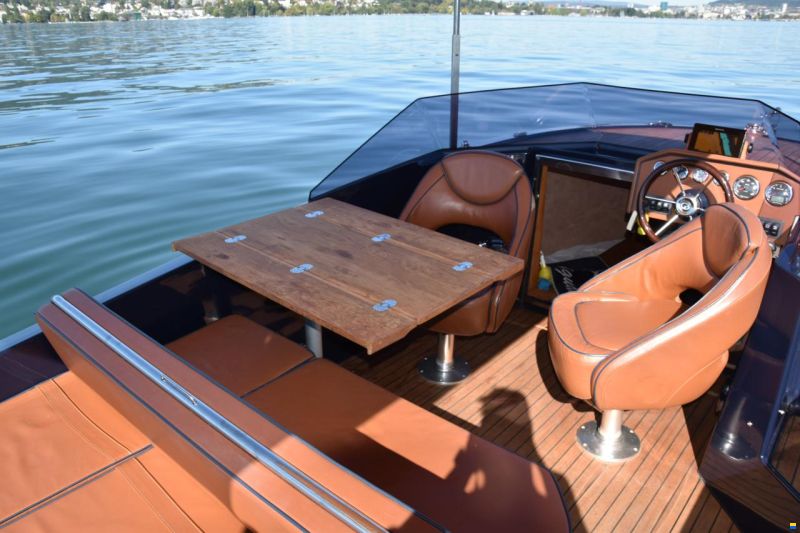 Ganz Boats Ovation 6.8