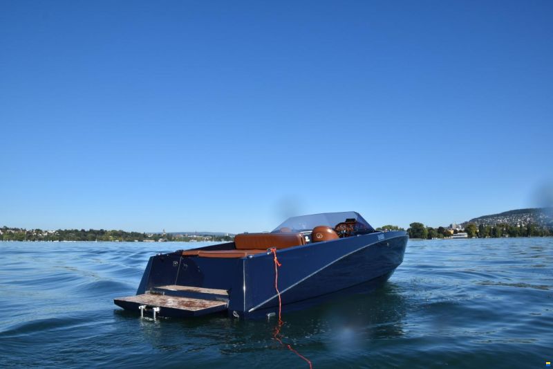 Ganz Boats Ovation 6.8