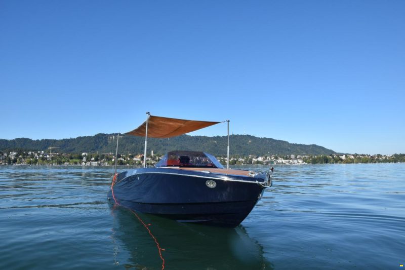 Ganz Boats Ovation 6.8