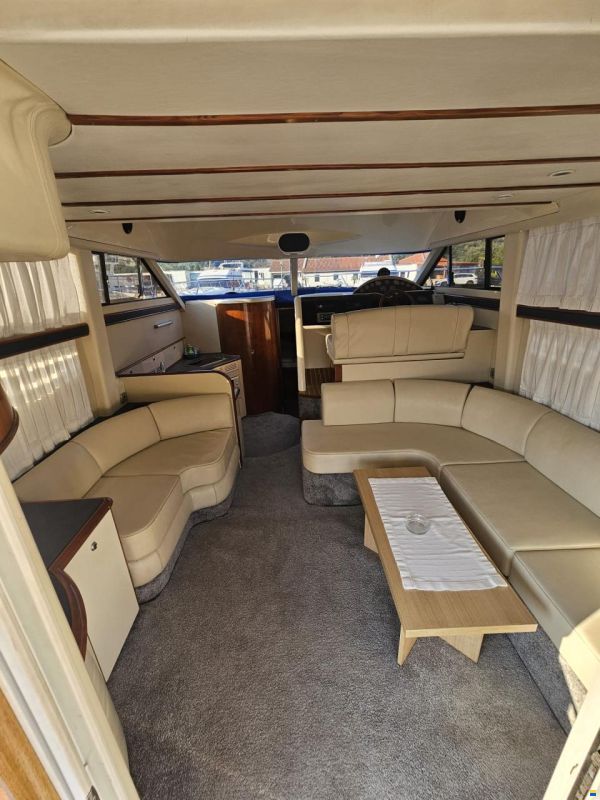 Fairline Phantom 40