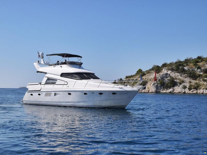 Johnson Yachts Johnson 56