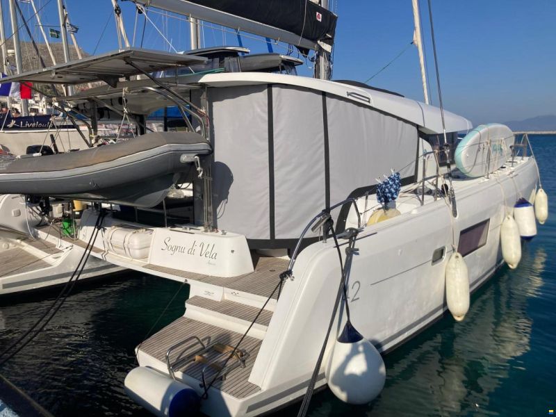 Lagoon 42