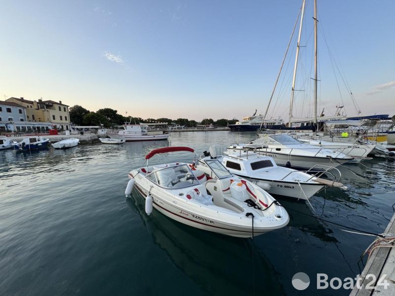 Maxum 1800 SR3