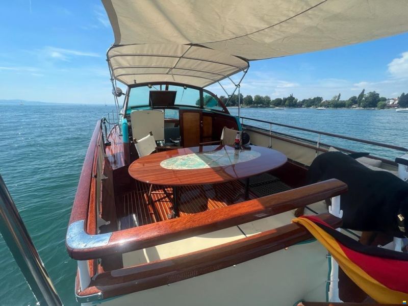 Swiss Craft Sedan Express Cruiser