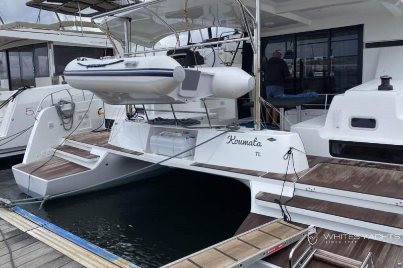 Lagoon 42