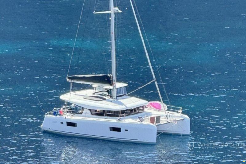 Lagoon 42