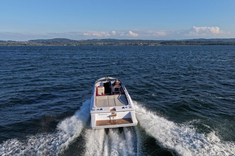 A. Mostes Offshore 31 EVO