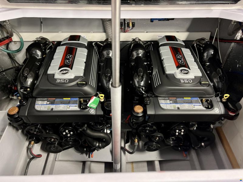 A. Mostes Offshore 31 EVO