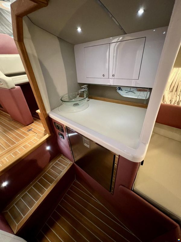 A. Mostes Offshore 31 EVO