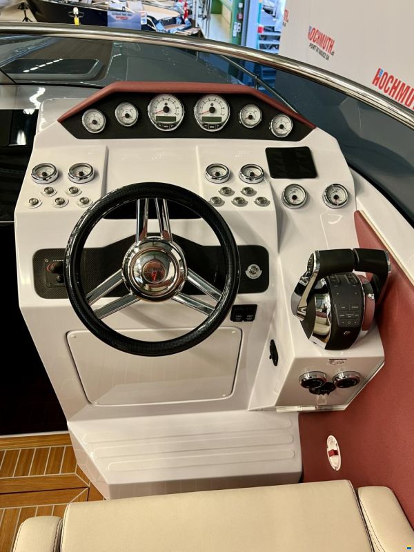 A. Mostes Offshore 31 EVO