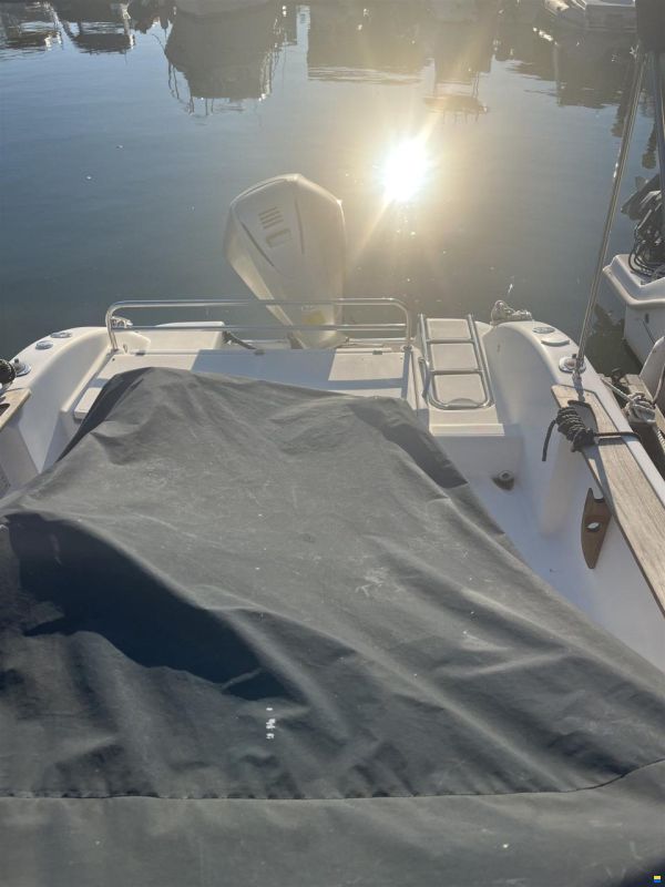 Sessa Key Largo 22'