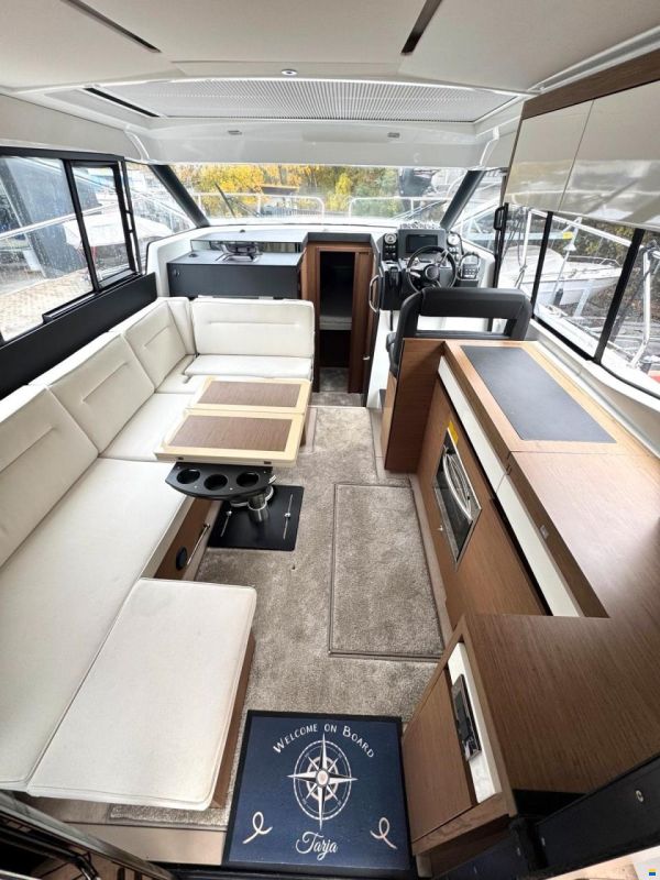 Jeanneau NC 37