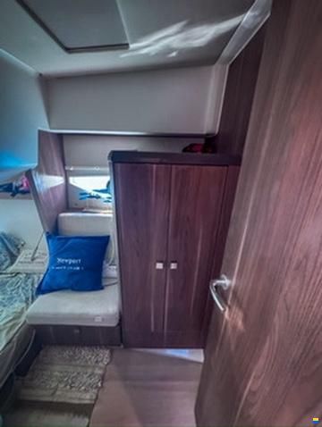 Sealine C330
