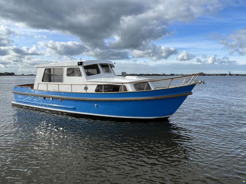 Crown Cruiser 970 OK