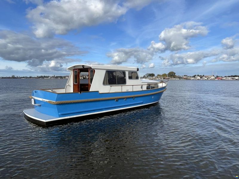 Crown Cruiser 970 OK