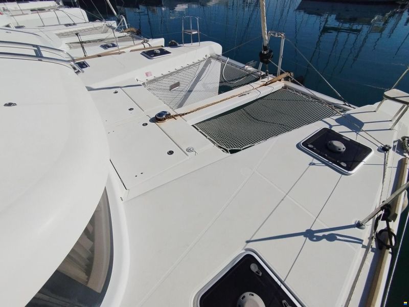 Lagoon 39