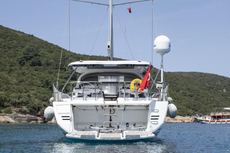 Jeanneau 64