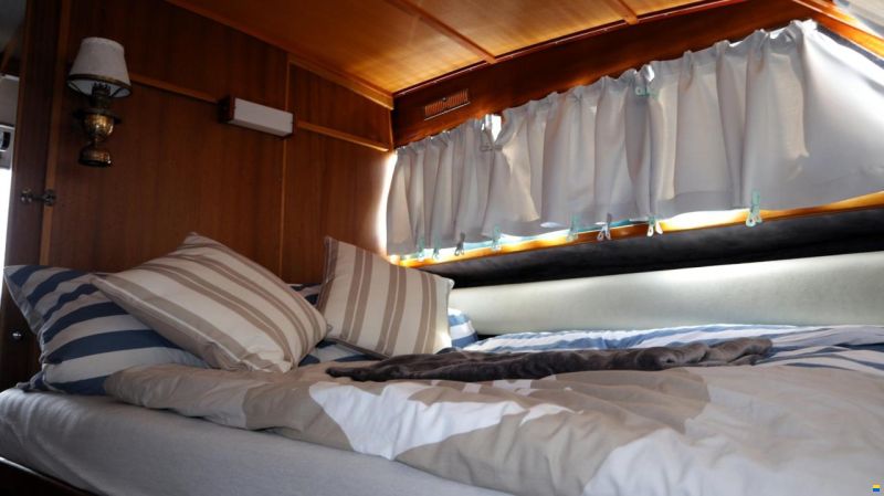 Coronet 30 Oceanfarer