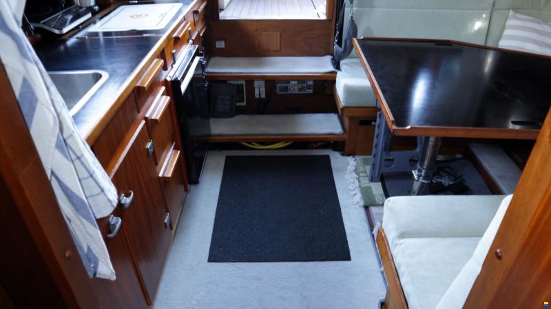 Coronet 30 Oceanfarer