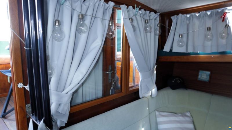 Coronet 30 Oceanfarer