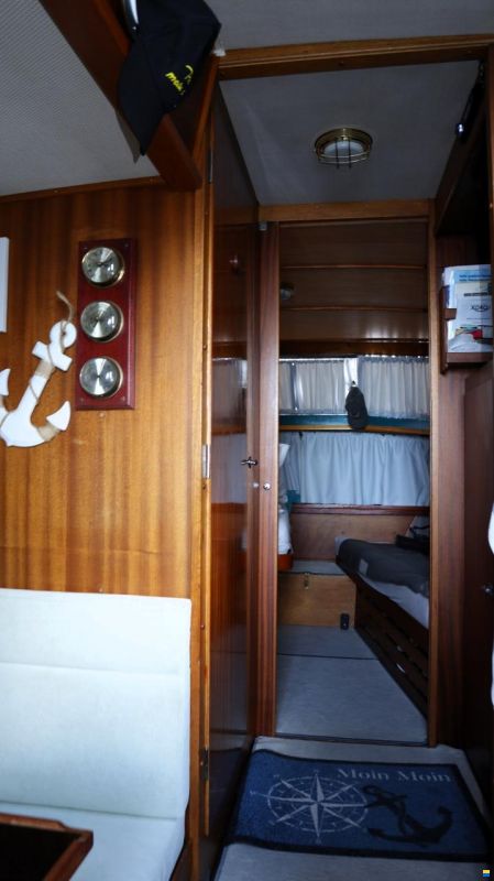 Coronet 30 Oceanfarer