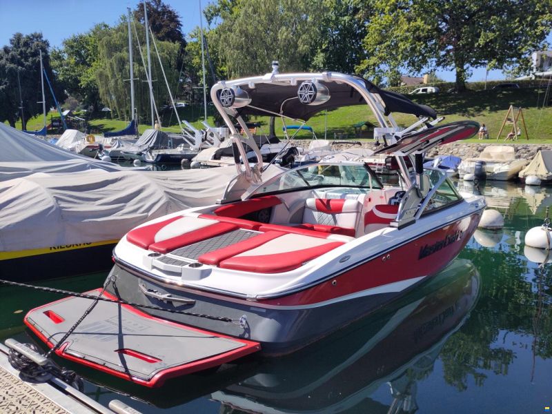 MasterCraft X2
