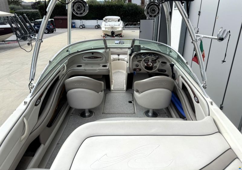 Sea Ray 200 select
