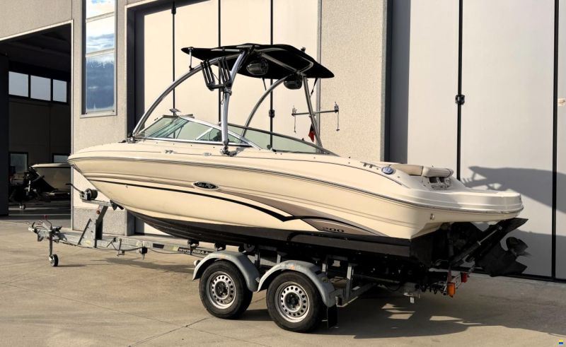 Sea Ray 200 select