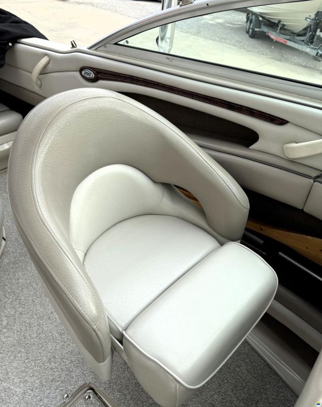 Sea Ray 200 select
