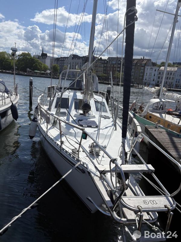 Nauticat 351
